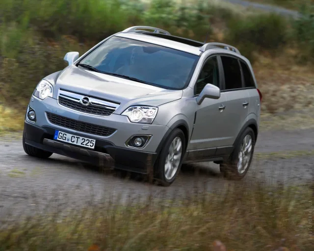 Opel Antara 2.4 MT Base — 17