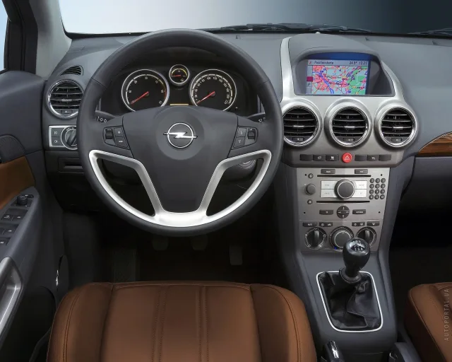 Opel Antara 2.0D AT Enjoy — 2
