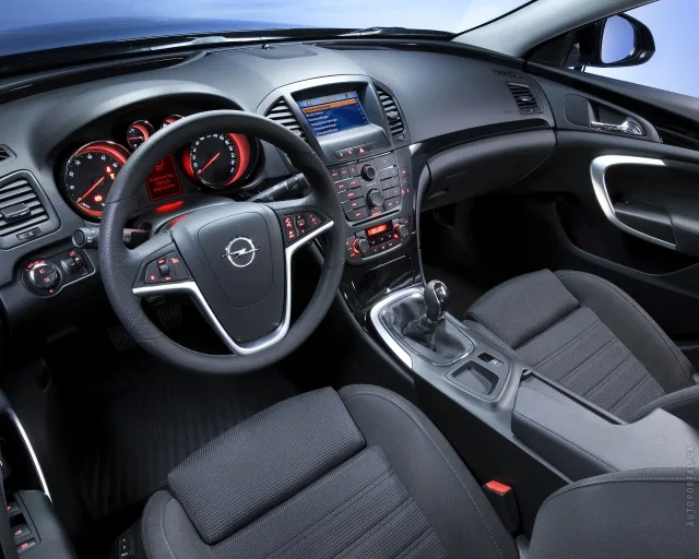 Opel Insignia 2008 (Опель Инсигния) cедан — 9