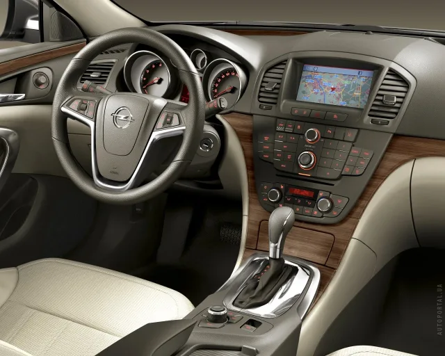 Opel Insignia 2008 (Опель Инсигния) cедан — 3
