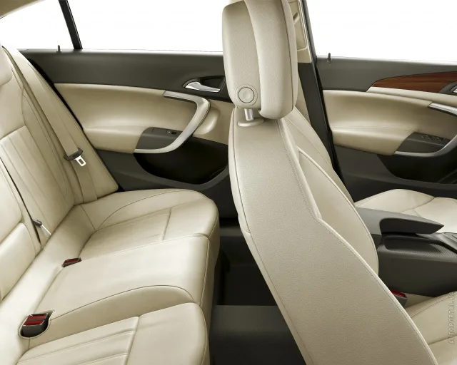 Opel Insignia 2008 (Опель Инсигния) cедан — 10