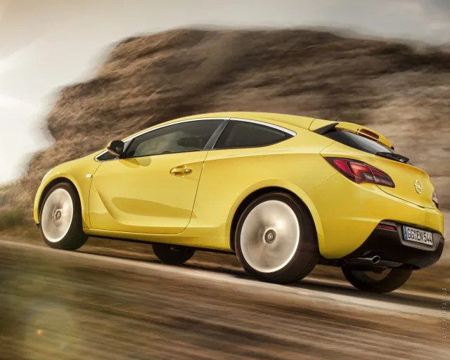 Opel Astra J GTC хетчбек — 18