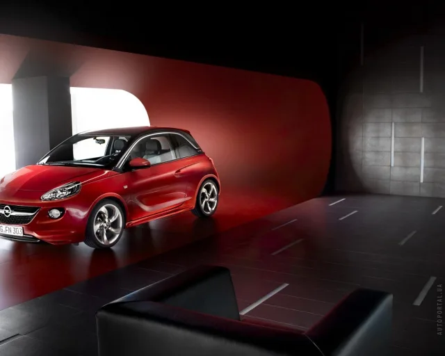 Opel Adam 1.2 MT Essentia — 17