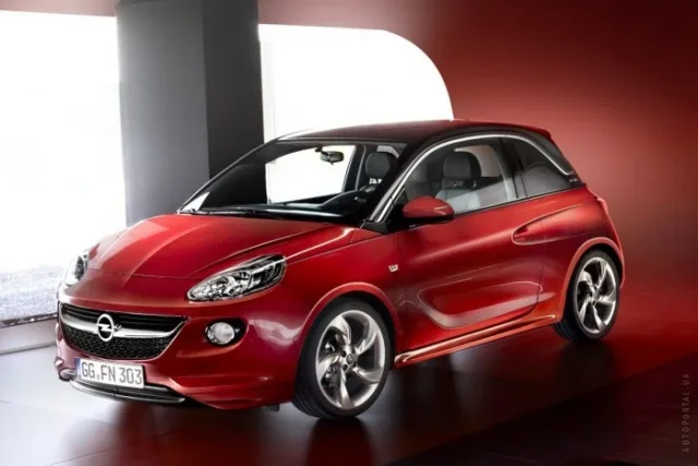 Opel Adam 1.2 MT Essentia — 25