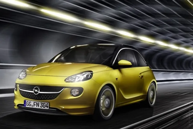 Opel Adam 1.2 MT Essentia — 24