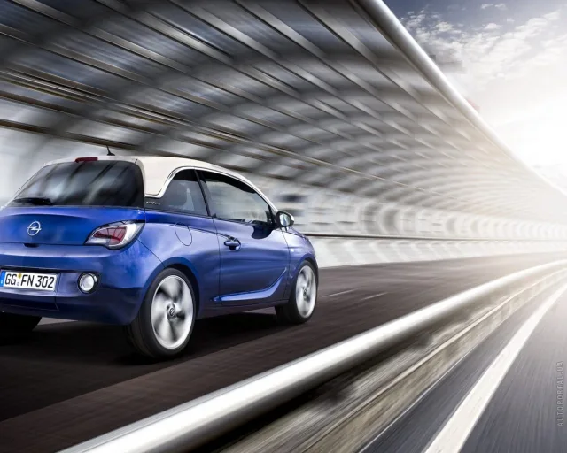 Opel Adam 1.2 MT Essentia — 23