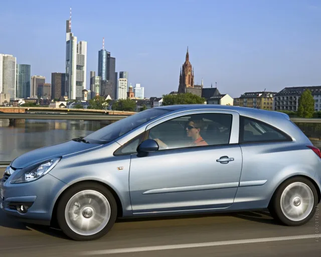 Opel Corsa 1.2 AT Essentia — 14