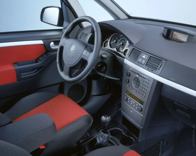 Opel Meriva 2002 microvan — 2
