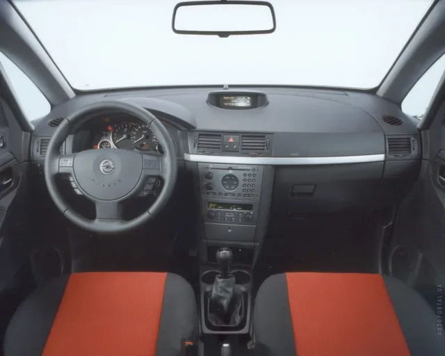 Opel Meriva 2002 microvan — 9