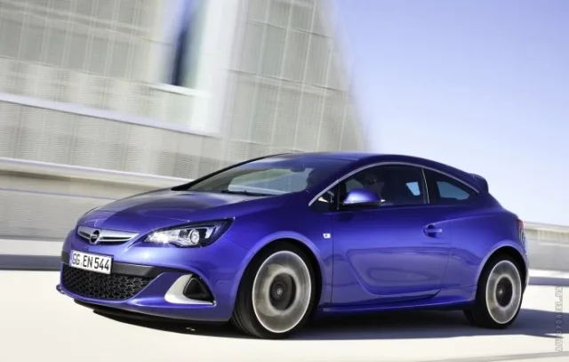 Opel Astra OPC хетчбек — 5