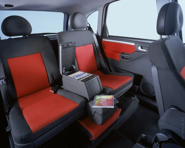 Opel Meriva 2002 microvan — 4