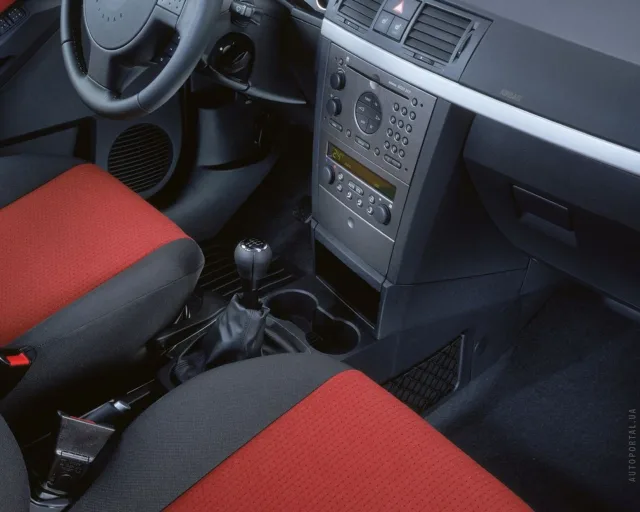Opel Meriva 2002 microvan — 8