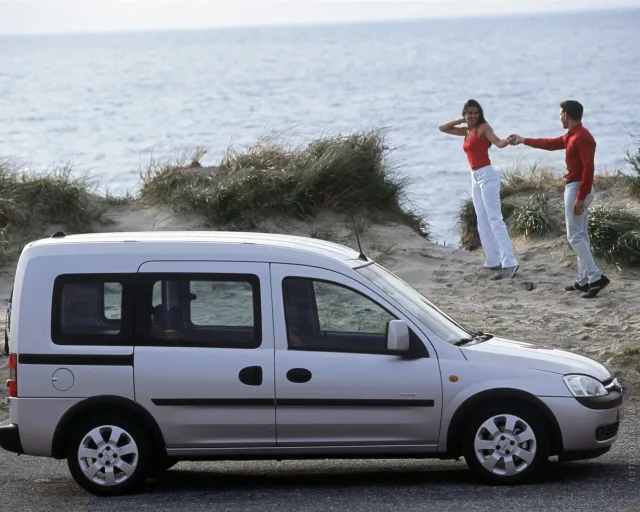 Opel Combo 2001 універсал — 22