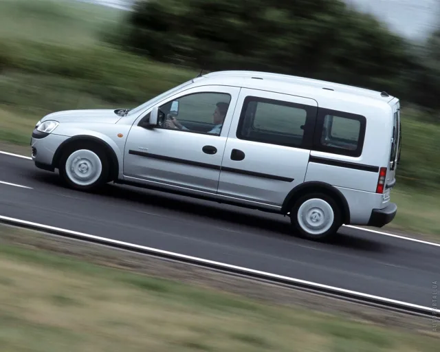 Opel Combo 2001 універсал — 17