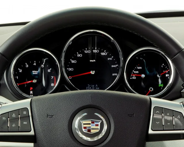 Cadillac CTS седан — 6