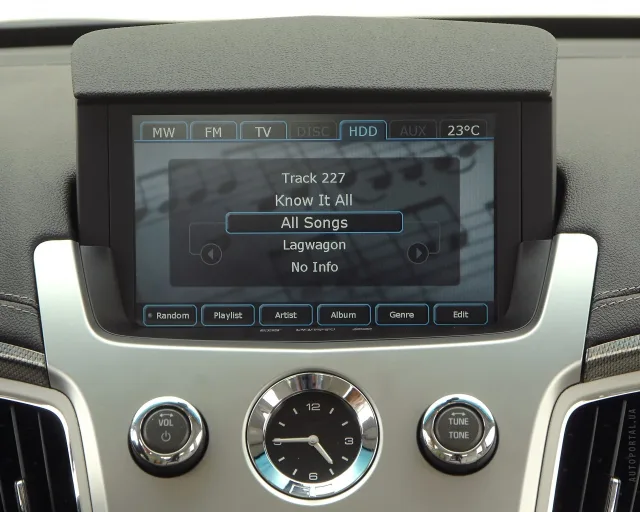 Cadillac CTS седан — 18