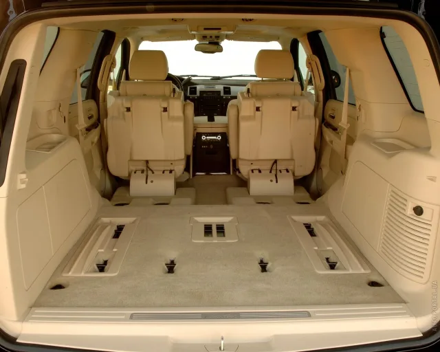 Cadillac Escalade 2006 позашляховик — 3