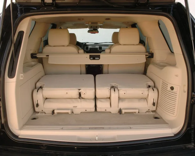 Cadillac Escalade 2006 позашляховик — 9