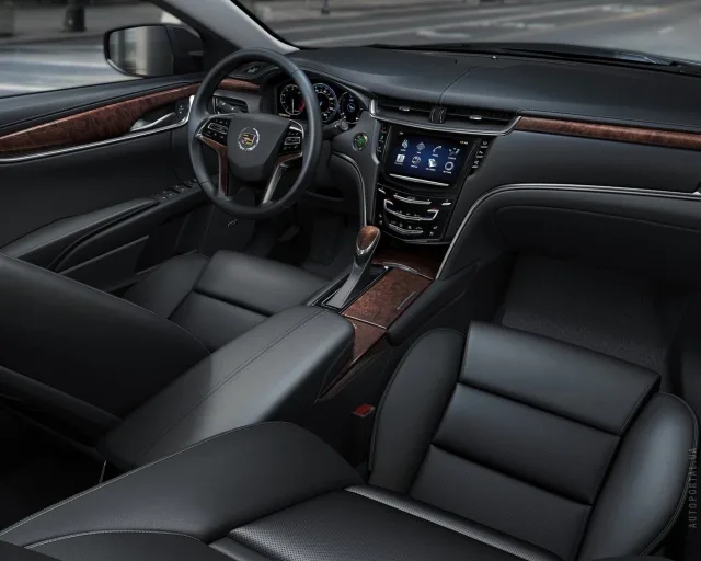 Cadillac XTS 3.6 AT Luxury AWD — 2