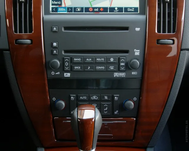 Cadillac STS TOP 4,6 AT — 2