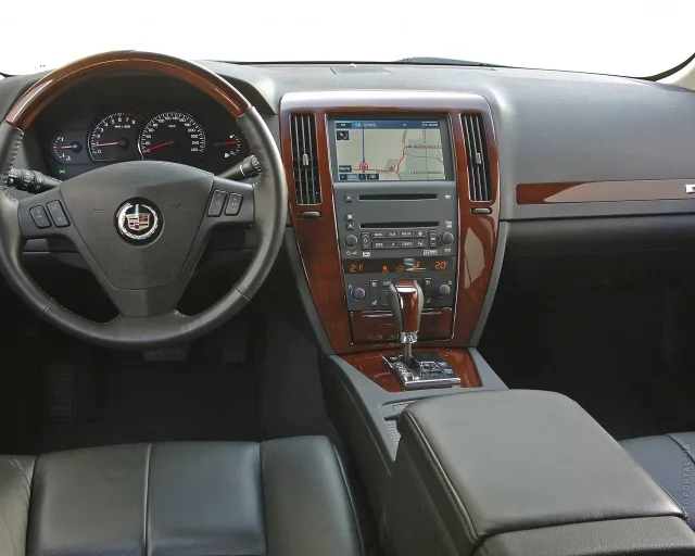 Cadillac STS TOP 4,6 AT — 4