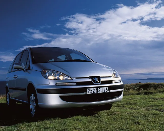 Peugeot 807 2.0D MT SR — 9