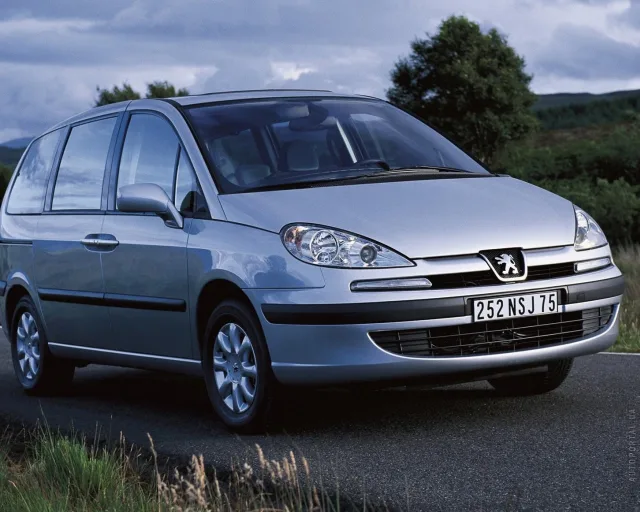 Peugeot 807 2.0D MT SR — 12