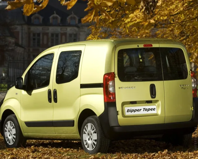Peugeot Bipper Tepee 1.4D AT Combispace — 17