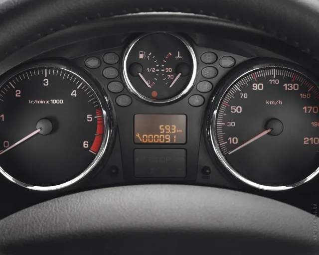Peugeot 206 1.4 MT — 5