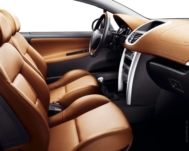 Peugeot 207 CC 1.6 AT Premium — 5