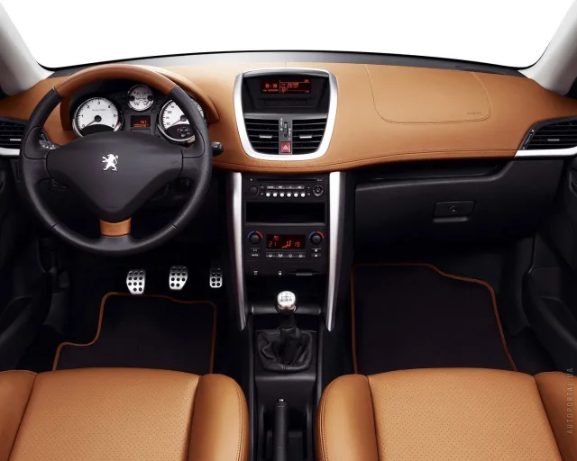 Peugeot 207 CC 1.6 AT Premium — 7