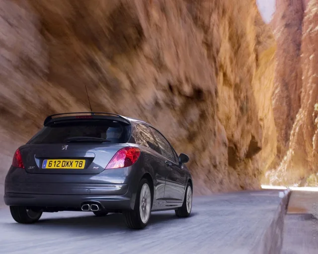 Peugeot 207 1.4 MT Active — 21
