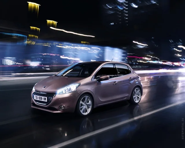Peugeot 208 5d (Пежо 208) 5-ти дверный хэтчбек — 9