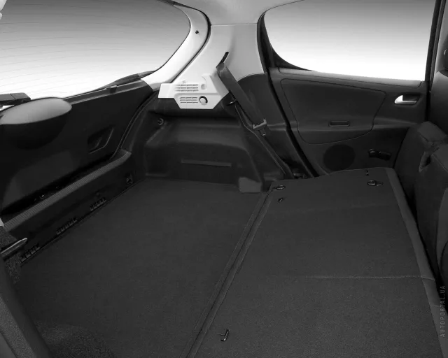 Peugeot 207 5-door hatchback — 2