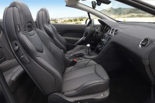 Peugeot 308 CC (Пежо 308) купе-кабриолет — 3
