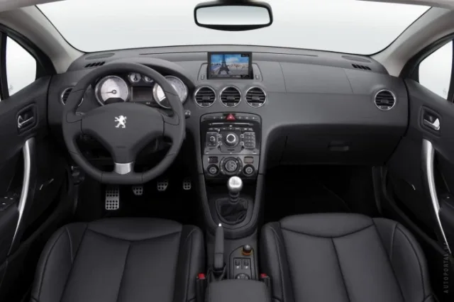Peugeot 308 CC (Пежо 308) купе-кабриолет — 2