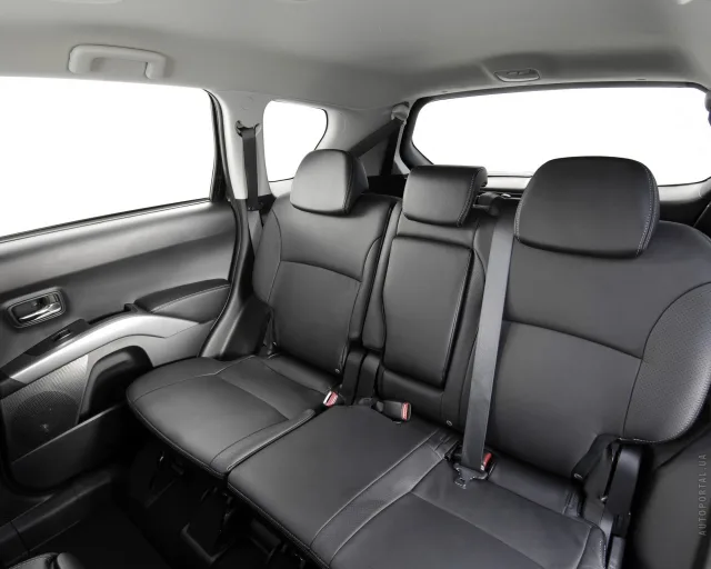 Peugeot 4007 кросовер — 2