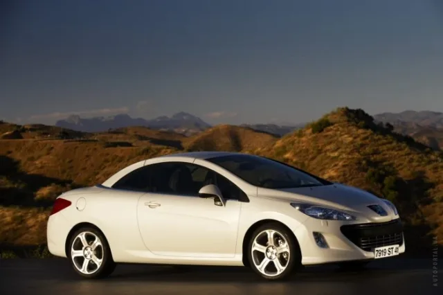 Peugeot 308 CC (Пежо 308) купе-кабриолет — 10