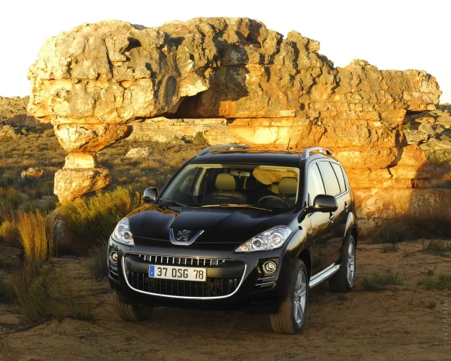 Peugeot 4007 кросовер — 24