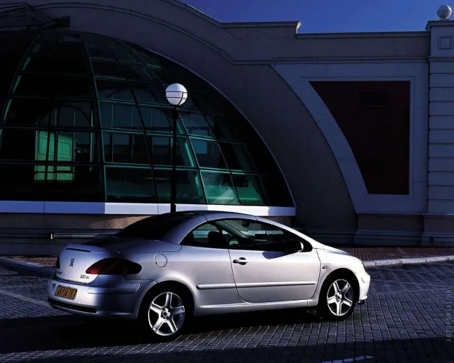 Peugeot 307 cc 2.0 AT — 14