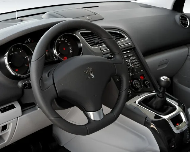 Peugeot 5008 1.6 MT — 7