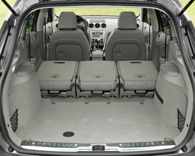 Peugeot 308 SW 2007 (Пежо 308) универсал — 21