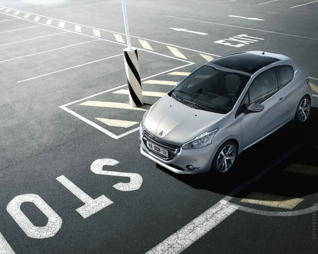 Peugeot 208 1.0 MT Access — 9