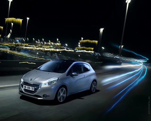 Peugeot 208 1.0 MT Access — 18