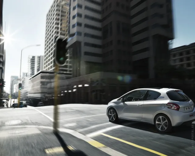 Peugeot 208 1.0 MT Access — 20