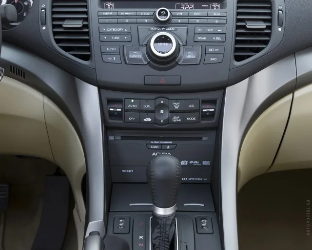 Acura TSX 2.4 AT — 18