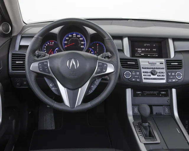 Acura RDX (Акура РДХ) кроссовер — 11