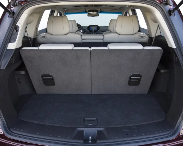 Acura MDX (Акура МДХ) кроссовер — 3