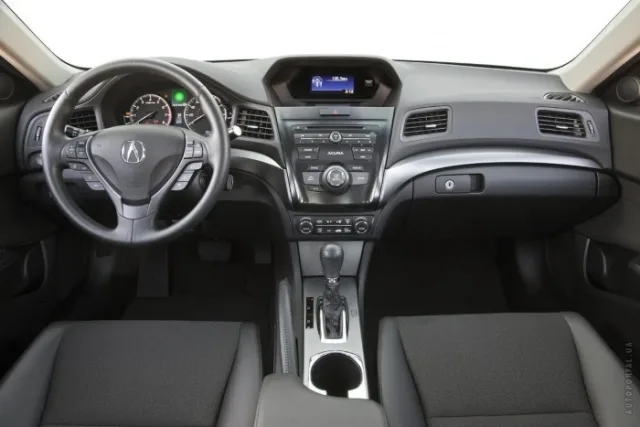 Acura ILX седан — 3