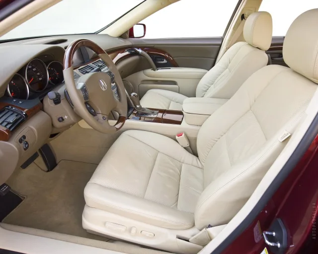 Acura RL 3.7 AT AWD — 14